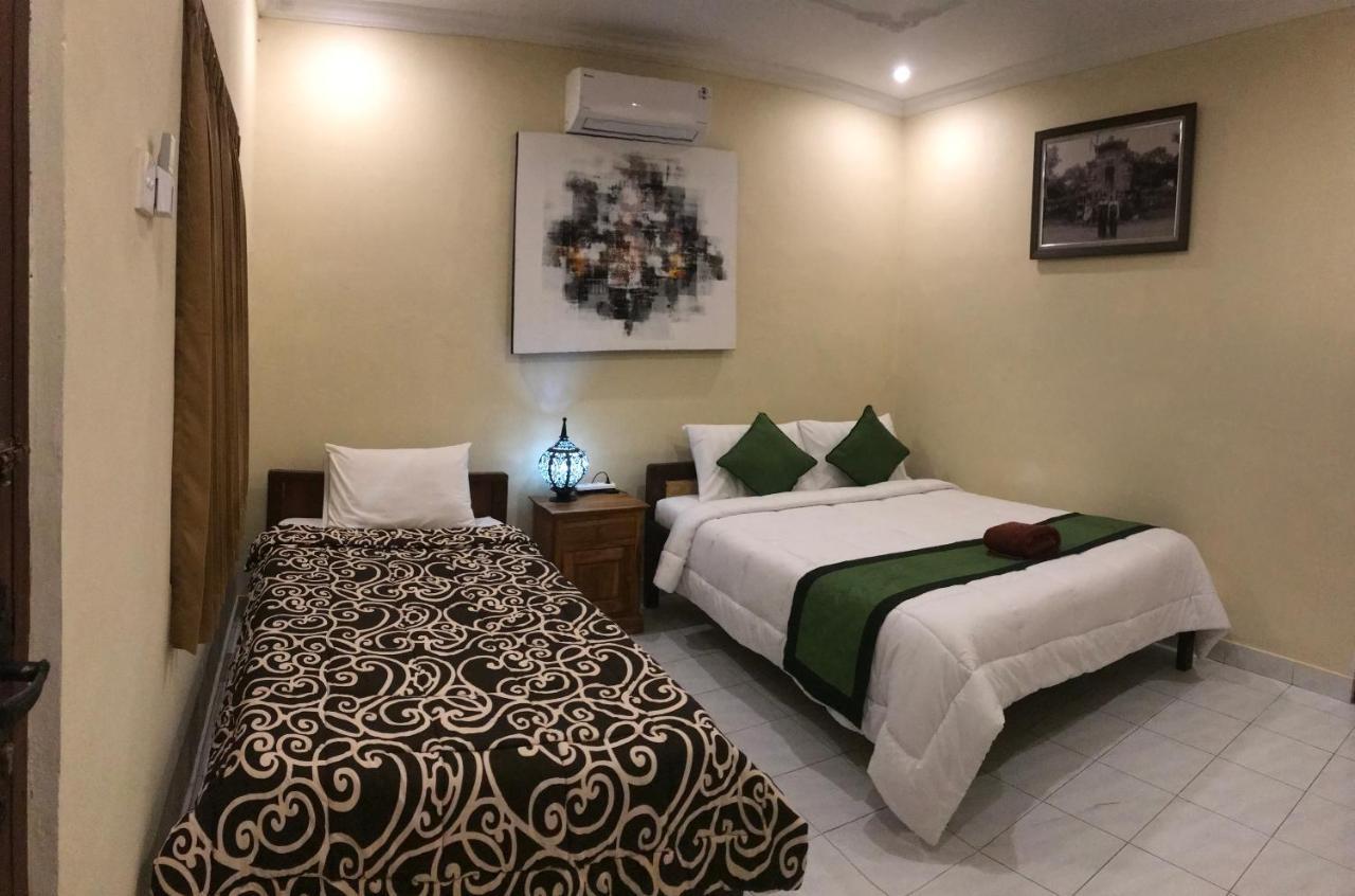 Monka House Hotel Ubud  Exterior photo