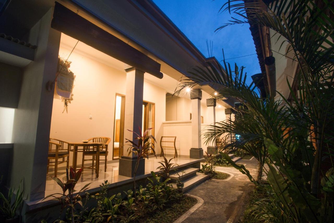 Monka House Hotel Ubud  Exterior photo
