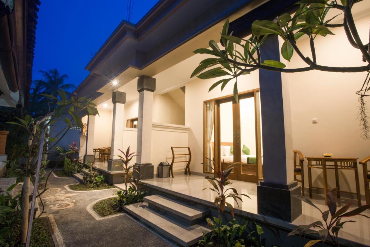 Monka House Hotel Ubud  Exterior photo