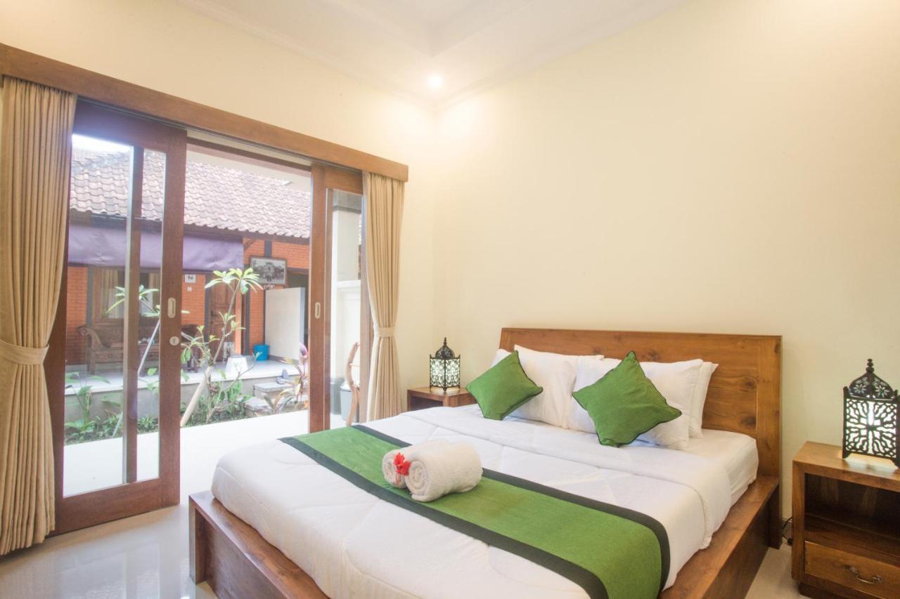 Monka House Hotel Ubud  Exterior photo