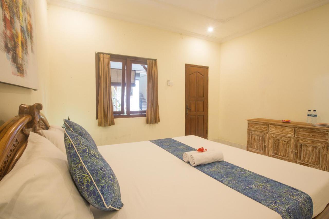 Monka House Hotel Ubud  Exterior photo