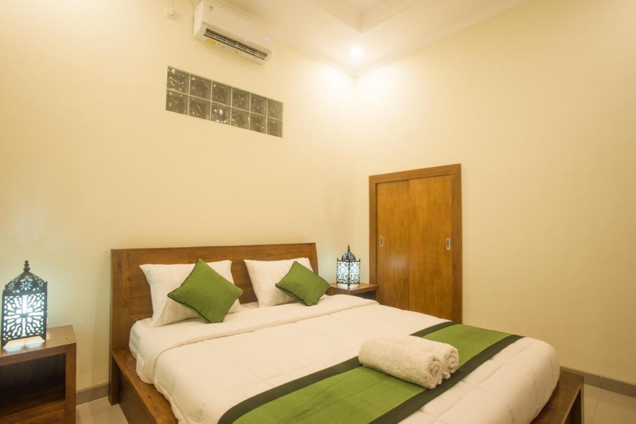 Monka House Hotel Ubud  Exterior photo