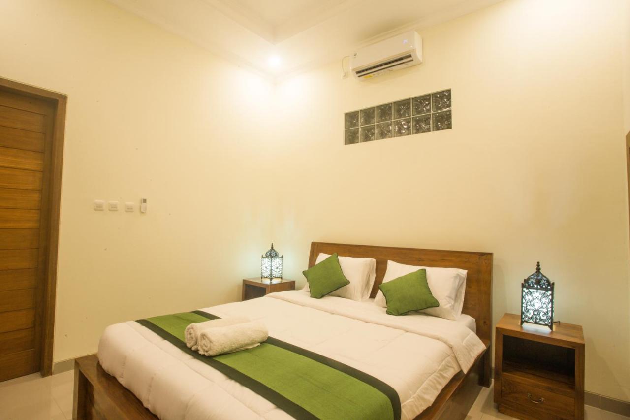 Monka House Hotel Ubud  Exterior photo